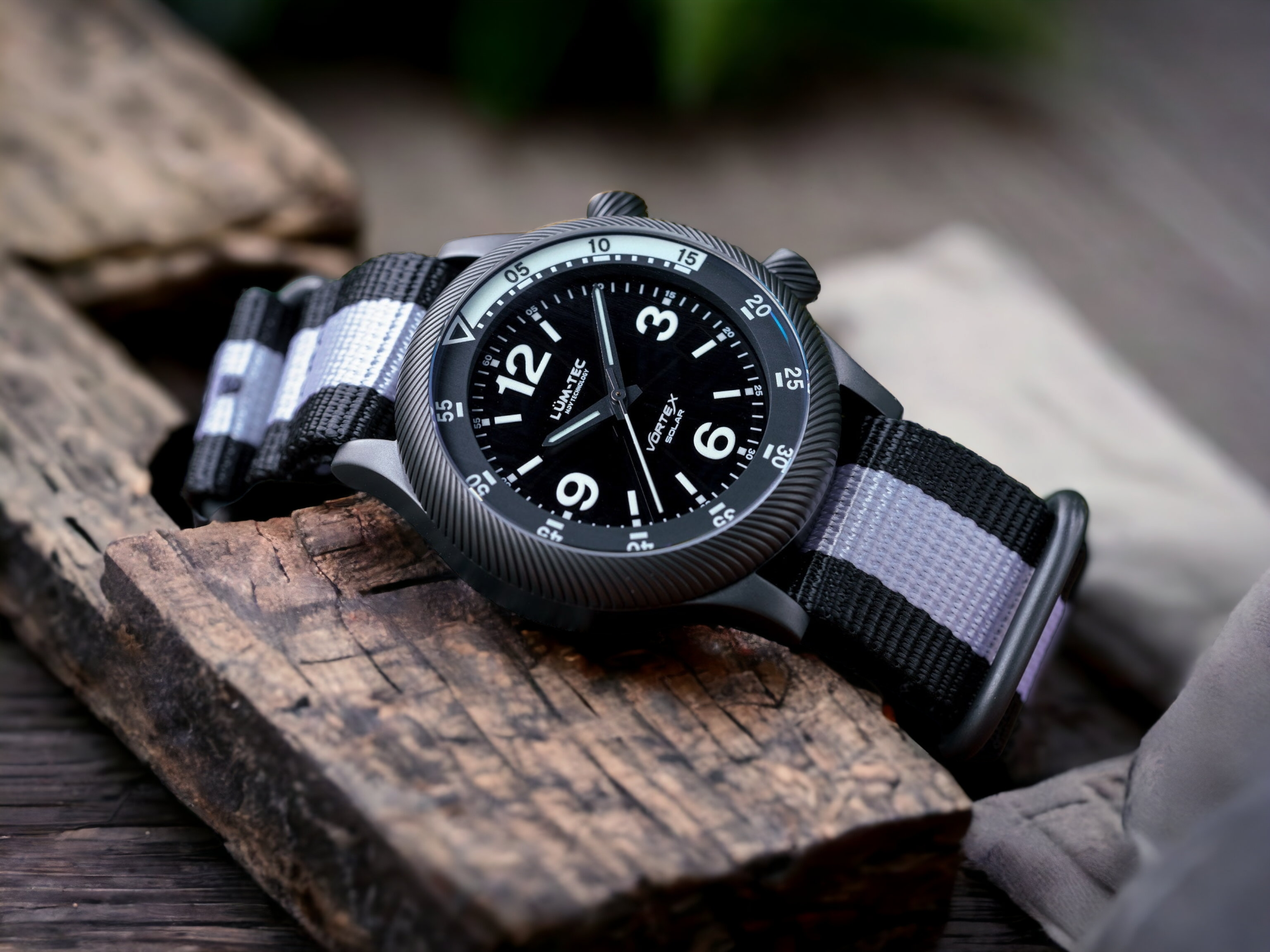 Lum-Tec Vortex D6 Watch | 42mm – Sportique