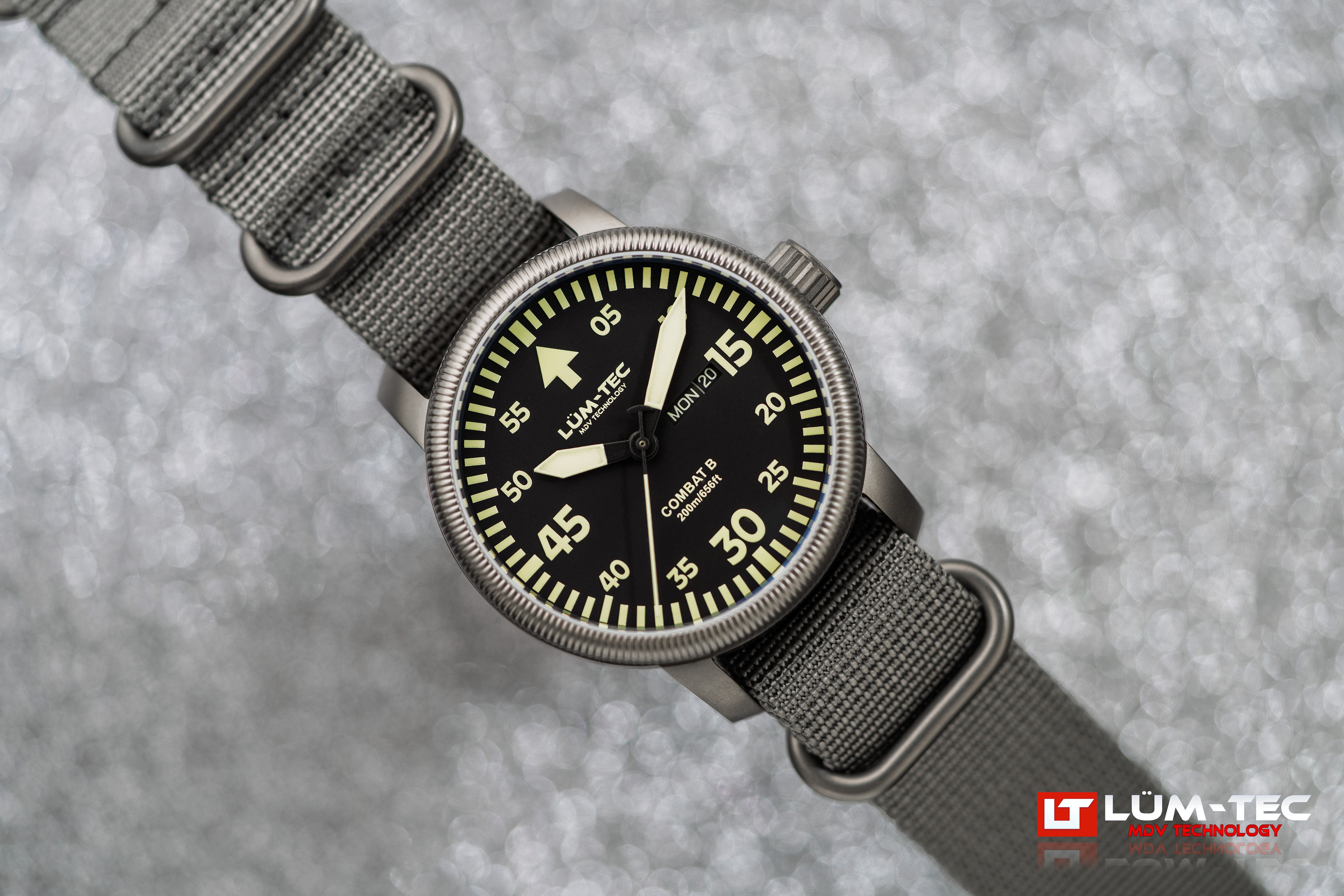 Combat B68 Day Date – LÜM-TEC